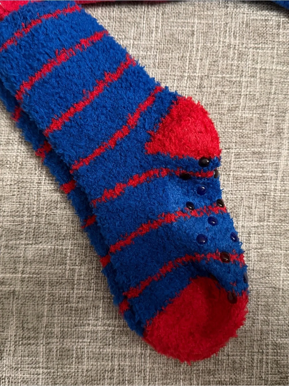 Marvel Spider-Man 3 Piece Fleece Pajama Set with Grip Socks Boys Medium 8/10 NWT